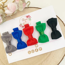 Load image into Gallery viewer, Classic colours Small Hair Bow Clip Set
