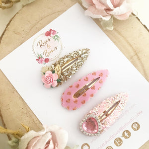 Valentines Pink and gold heart scalloped snap clip set