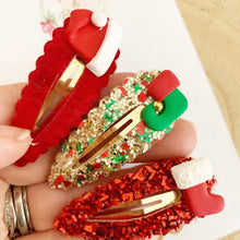 Load image into Gallery viewer, Christmas clothes scalloped snap clip set

