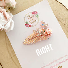 Load image into Gallery viewer, Dainty Blush Reindeer Snap Clip
