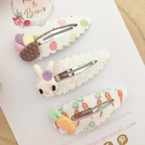 Easter scalloped snap clip set