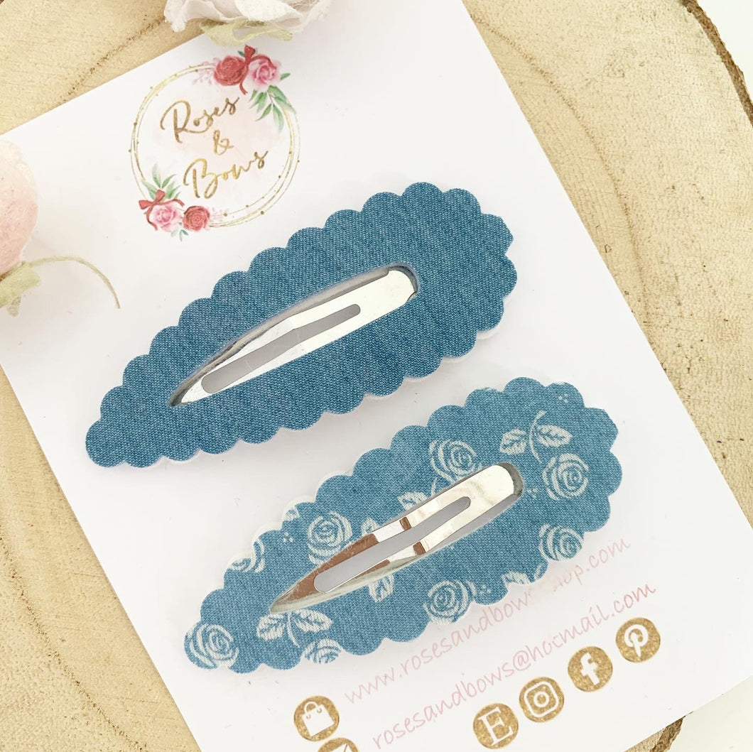 Light Denim Large scalloped snap clip set