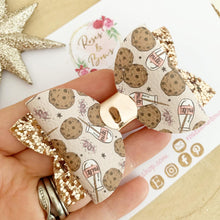 Load image into Gallery viewer, Milk &amp; cookies rose gold Bow Headband or Clip
