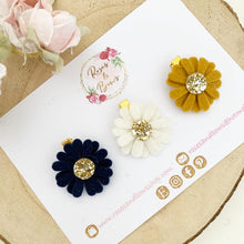 Load image into Gallery viewer, Navy, Mustard and Cream Daisy alligator clip set
