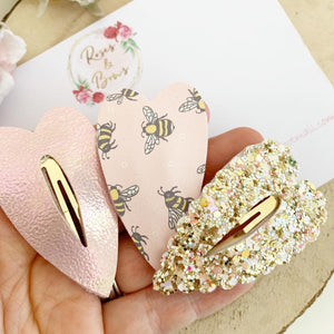 Pink bee heart glitter and leatherette scalloped snap clip set